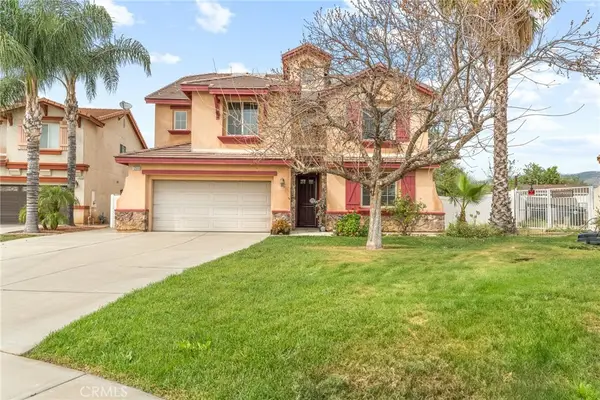 12319 Parkside Cir, Yucaipa, CA 92399