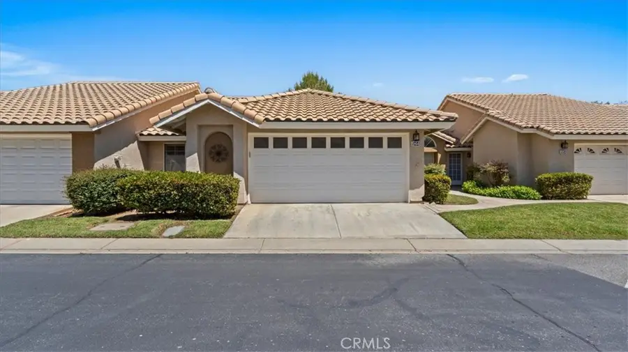 944 Hogan, Banning, CA 92220 - #3