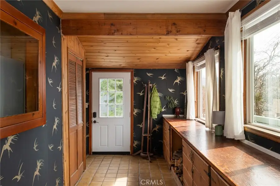 29196 Lake Brook Avenue, Cedar Glen, CA 92321 - #3