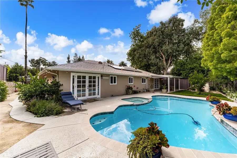 1317 S Center St, Redlands, CA 92373 - #2