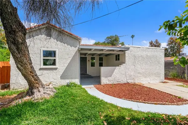 2723 Iris Street, Riverside, CA 92507