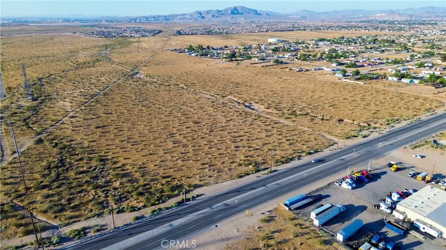 11 Palmdale, Victorville, CA 92395 - #2