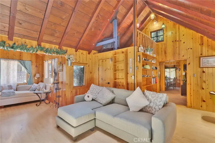 31701 Christmas Tree, Running Springs, CA 92382 - #3