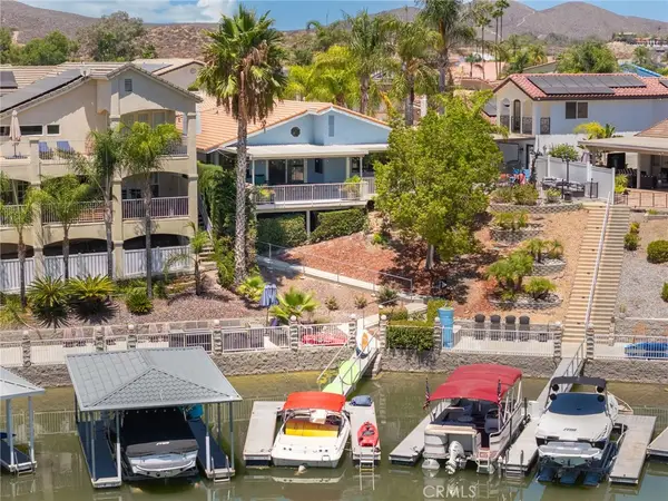 21815 Strawberry Lane, Canyon Lake, CA 92587