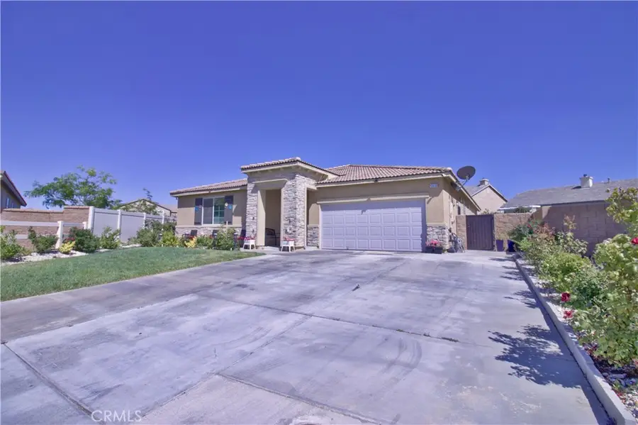13039 Clear Creek, Hesperia, CA 92344 - #3