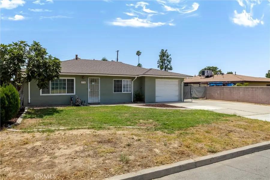 27143 Norwood, Highland, CA 92346 - #2