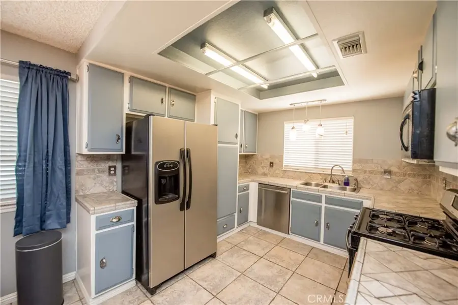 2905 Pepper Street, Highland, CA 92346 - #3