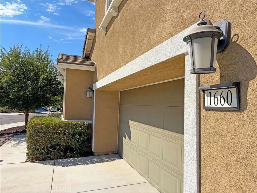 1660 Camellia Lane, Redlands, CA 92374 - #2