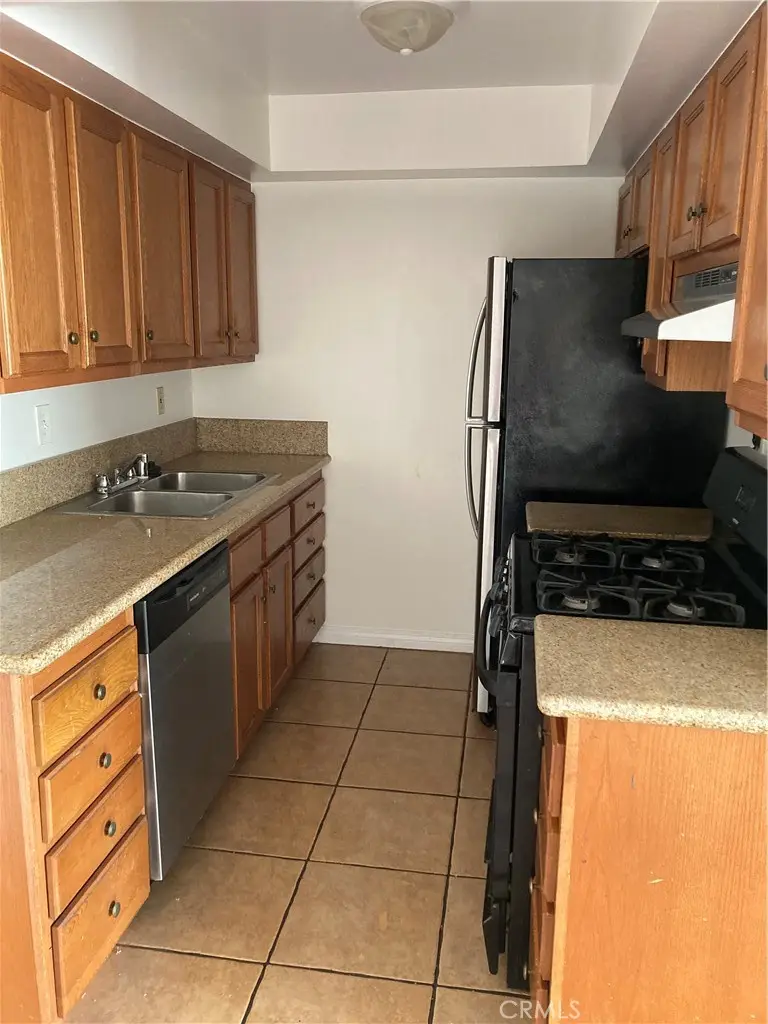 8505 Columbus Avenue #211, North Hills, CA 91343 - #2