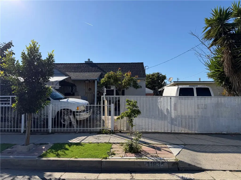 11835 Oxford Avenue, Hawthorne, CA 90250 - #1