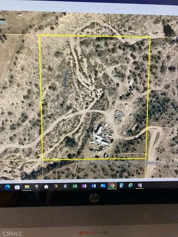 7880 Tombstone Road, Phelan, CA 92371