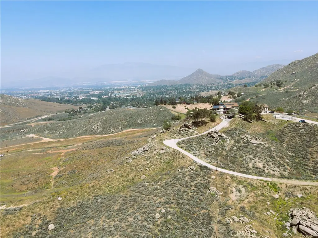 20682 Hill Top Drive, Riverside, CA 92507 - Image #1