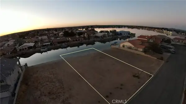 26422 Edgewater Lane, Helendale, CA 92342