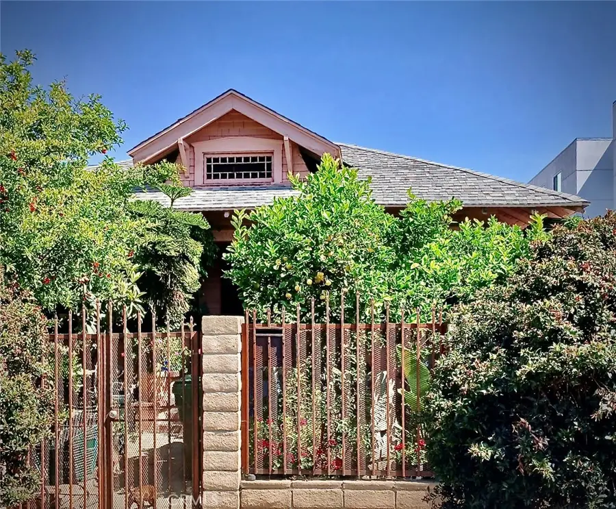 1605 W 35th Street, Los Angeles, CA 90018 - Image #2