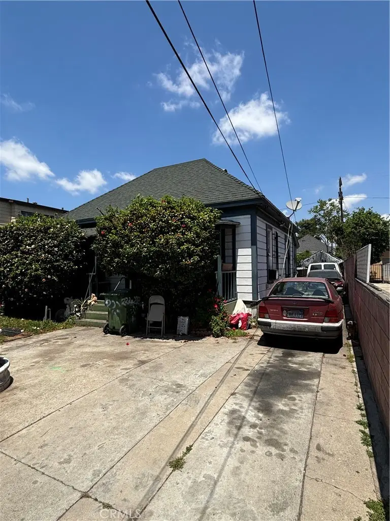 223 E 28th Street, Los Angeles, CA 90011 - #2