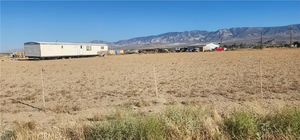 32435 Lake Street, Lucerne Valley, CA 92356