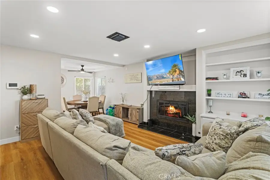 1443 E Devonshire Avenue, Hemet, CA 92544 - Image #2