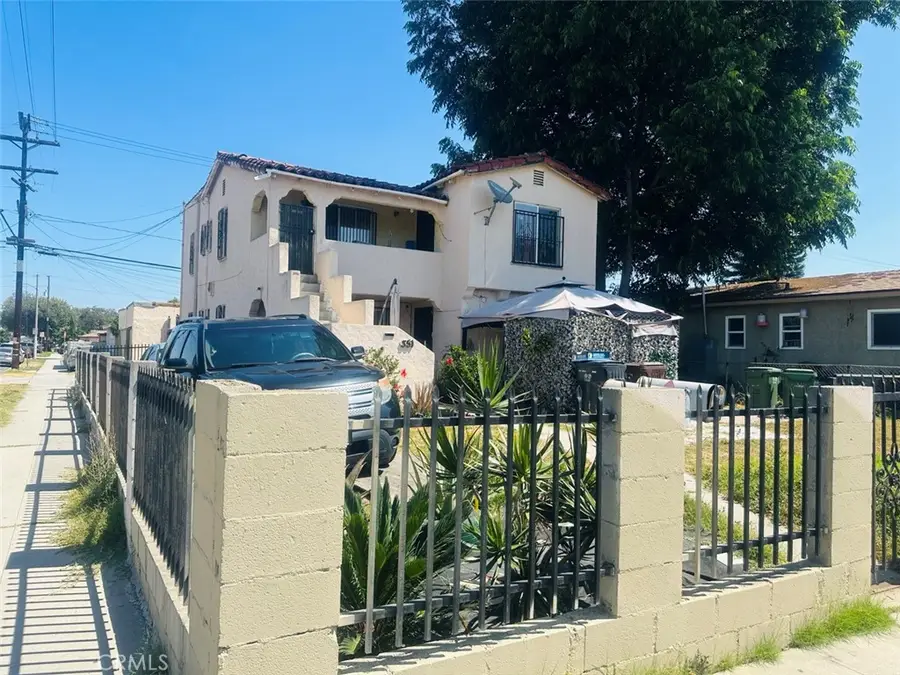 351 W Magnolia Street, Compton, CA 90220 - Image #2