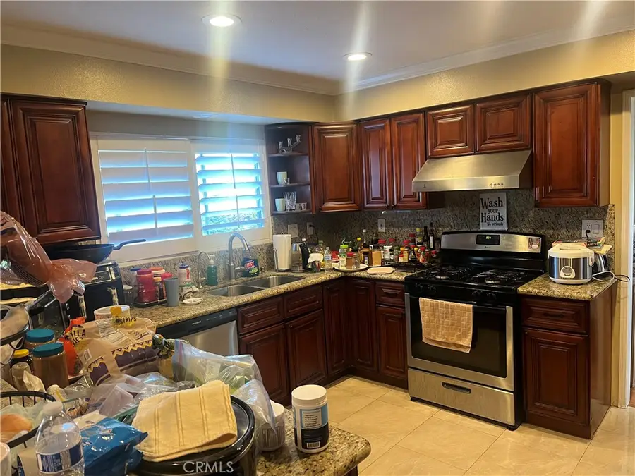 7784 Silver Buckle Road, Highland, CA 92346 - Image #3