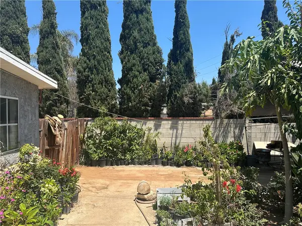 10337 Mull Avenue, Riverside, CA 92505