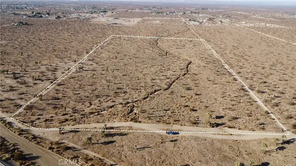 0 0 La Mesa Rd, Phelan, CA 92371