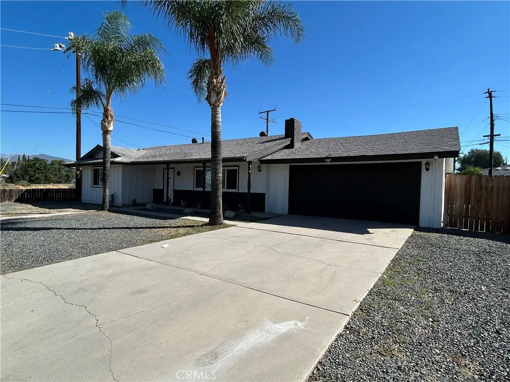 26136 Dartmouth, Hemet, CA 92544 - Image #1