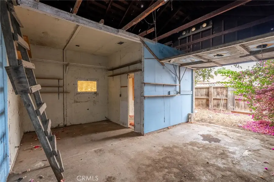 957 Center Street, Riverside, CA 92507 - Image #3