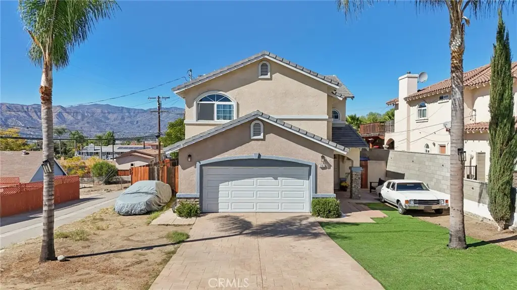 207 Campus Way, Lake Elsinore, CA 92530 - #1