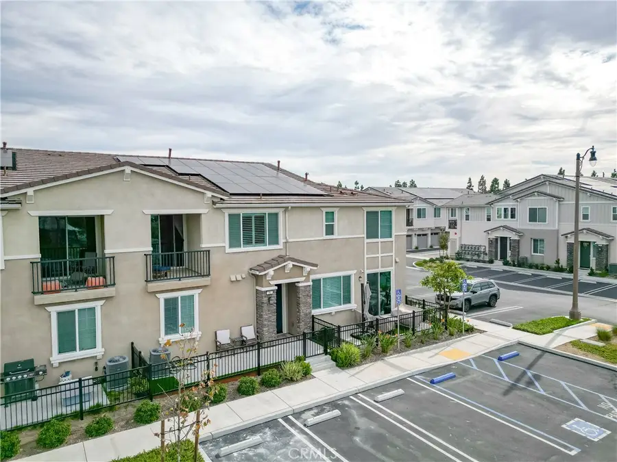 16540 Wyndham Lane #10, Fontana, CA 92336 - Image #2