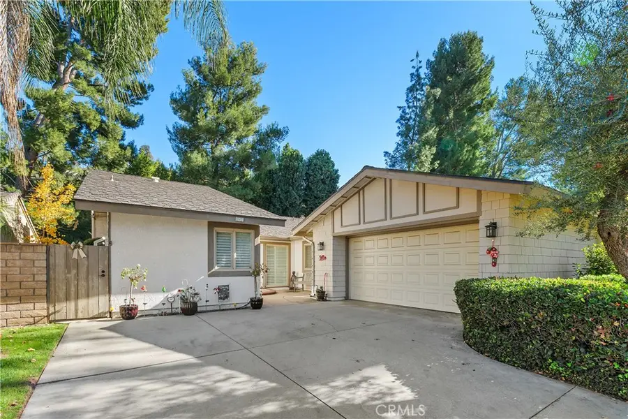 547 Via Zapata, Riverside, CA 92507 - Image #2