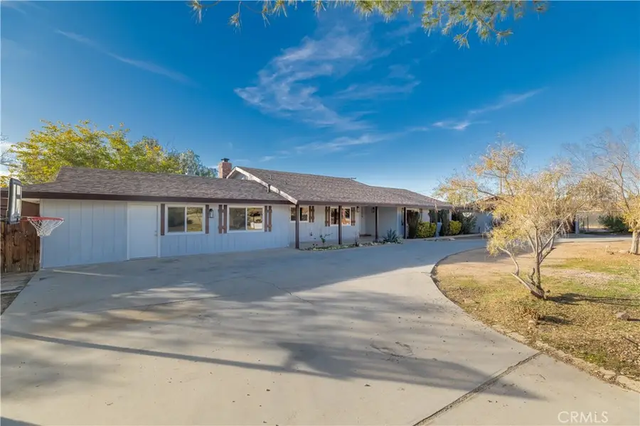 19125 Hupa Rd, Apple Valley, CA 92307 - Image #2