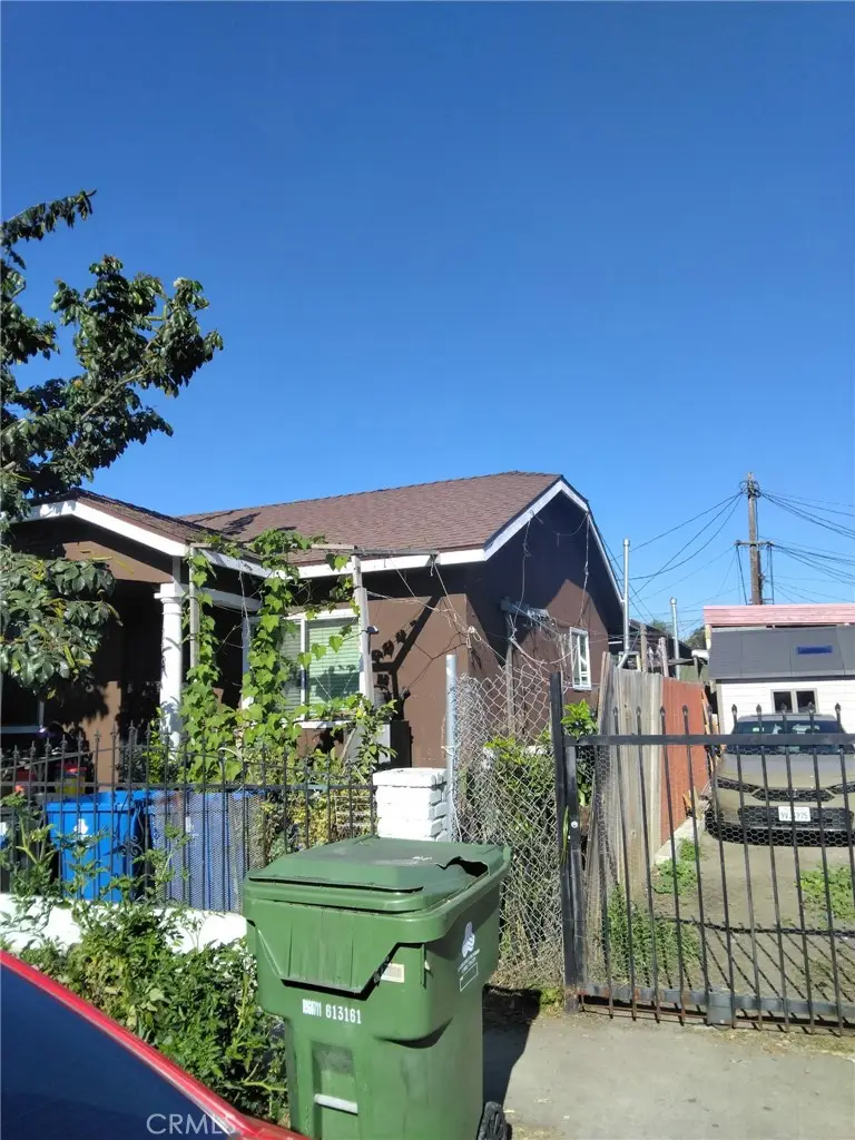 113 W 66 St, Los Angeles, CA 90003 - Image #1