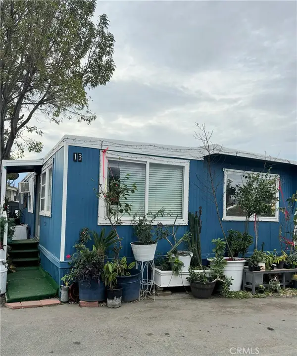 8239 Cottonwood Ave, Fontana, CA 92335