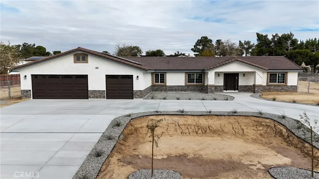 14685 Apple Valley, Apple Valley, CA 92307 - #1