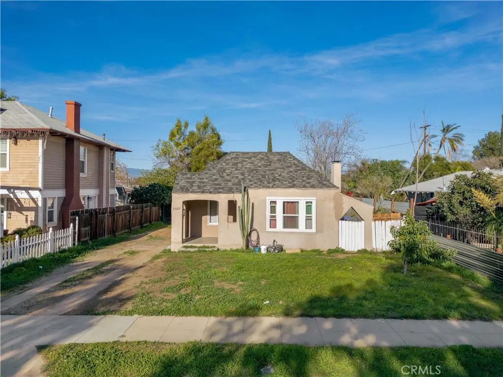 3367 Holding, Riverside, CA 92501 - #1
