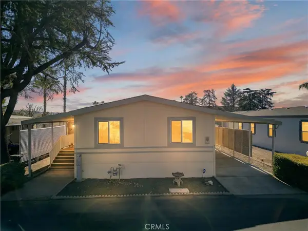 725 W Thornton #10, Hemet, CA 92543