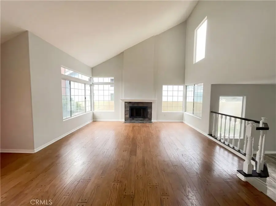 30574 Greenway Circle, Temecula, CA 92592 - Image #3