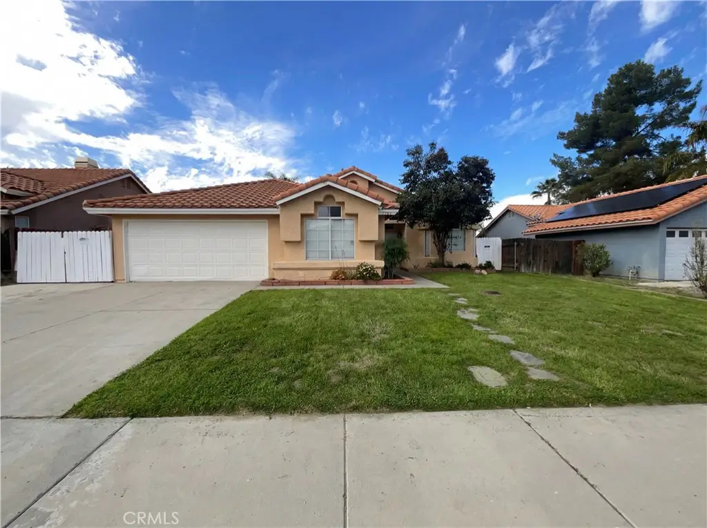 25311 Chicago Avenue, Hemet, CA 92544 - Image #1