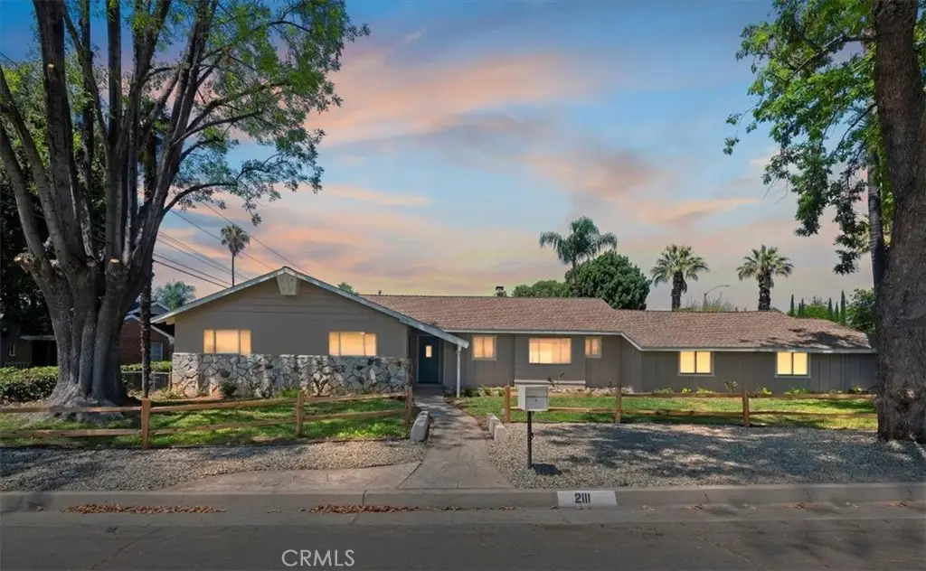 2111 Elsinore Road, Riverside, CA 92506 - #1