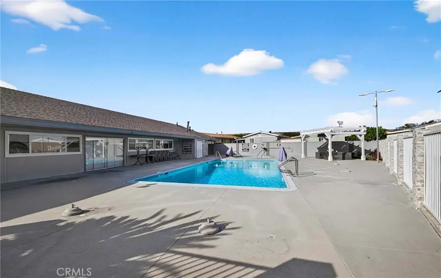 1241 N East, Anaheim, CA 92805 - #2
