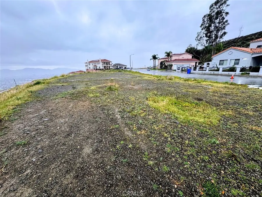 3531 Ridge Line Drive, San Bernardino, CA 92407 - #3