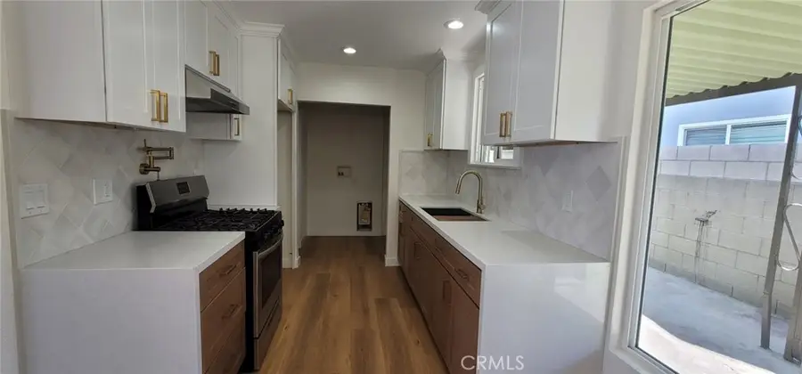 720 W 137th, Compton, CA 90222 - #3