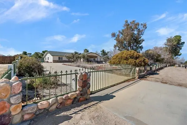 9860 Alta Mesa Avenue, Phelan, CA 92371