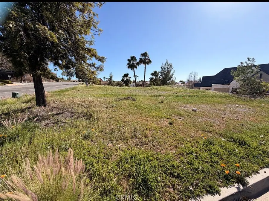 22851 Klamath Court, Canyon Lake, CA 92587 - #2