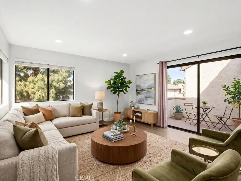 1329 Massachusetts #202, Riverside, CA 92507 - #1