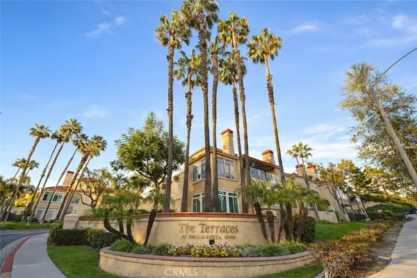 1151 Veramar Court #101, Corona, CA 92882