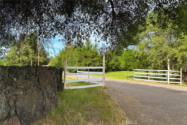 16475 River Heights Drive, Red Bluff, CA 96080