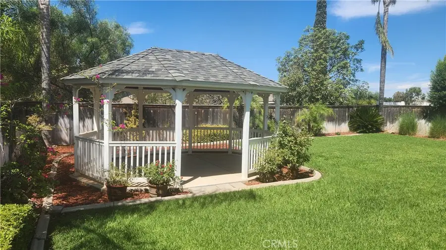 17927 Boxwood Drive, Riverside, CA 92503 - #2