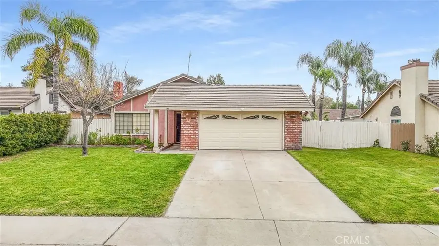 697 S Smoketree, Bloomington, CA 92316 - #2