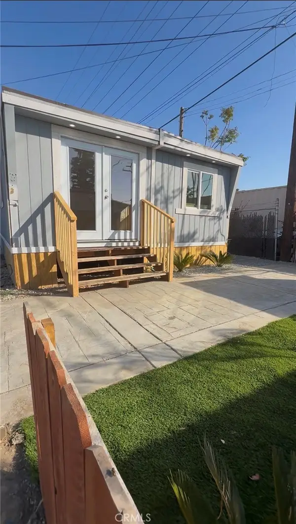 1011 W. La Cadena Drive #30, Riverside, CA 92509